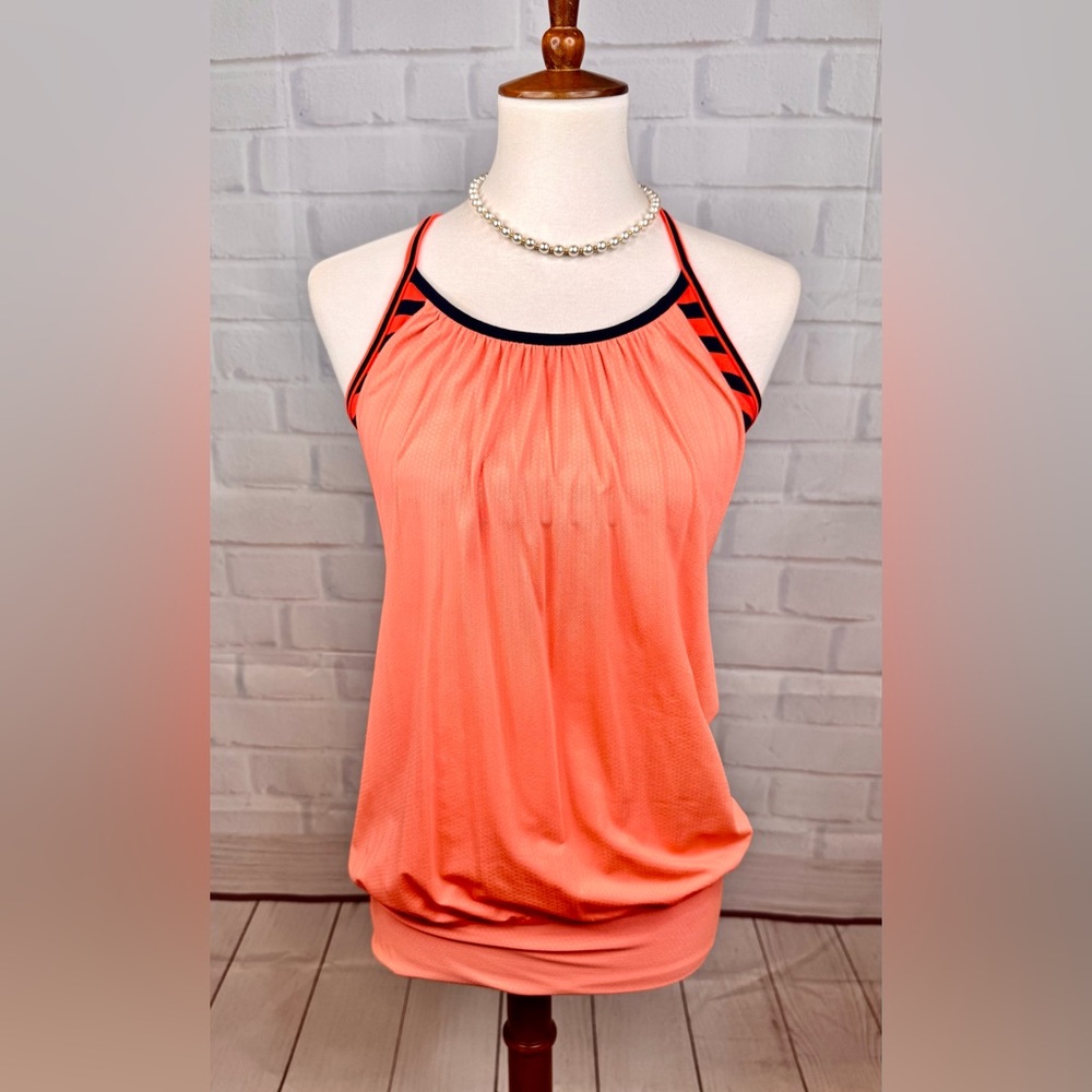 { Lululemon Athletica } No Limits Tank in Light Flare - Picture 2 of 15